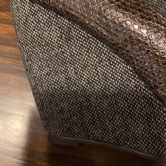 Christin Michaels Wedge Size 6 1/2 - Picture 6 of 8